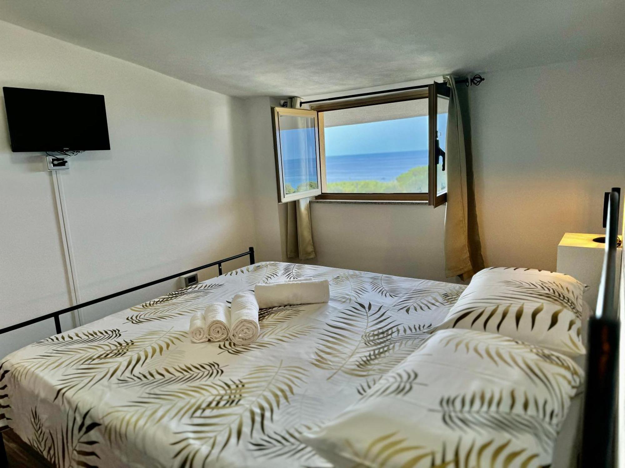 Bed&breakfast La Mansarda Tropea Exteriör bild
